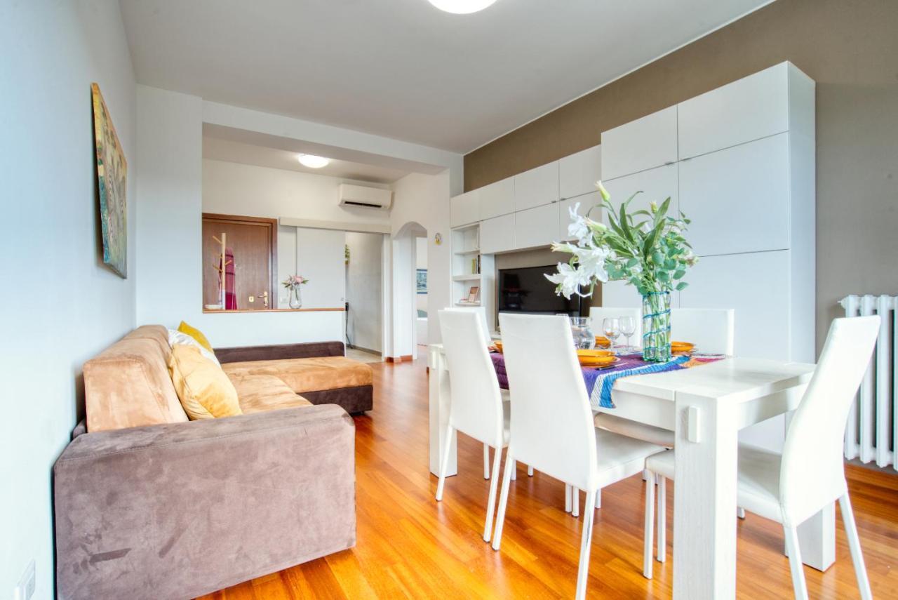Caseospitali - Casa Park View, Ampio Trilocale Per Famiglie Sul Parco Milan