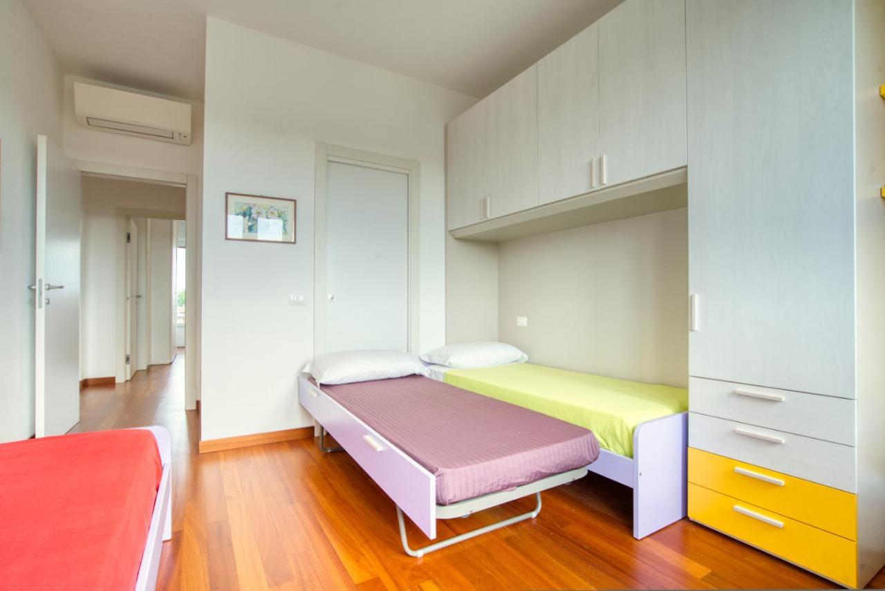Caseospitali - Casa Park View, Ampio Trilocale Per Famiglie Sul Parco Apartment Milan